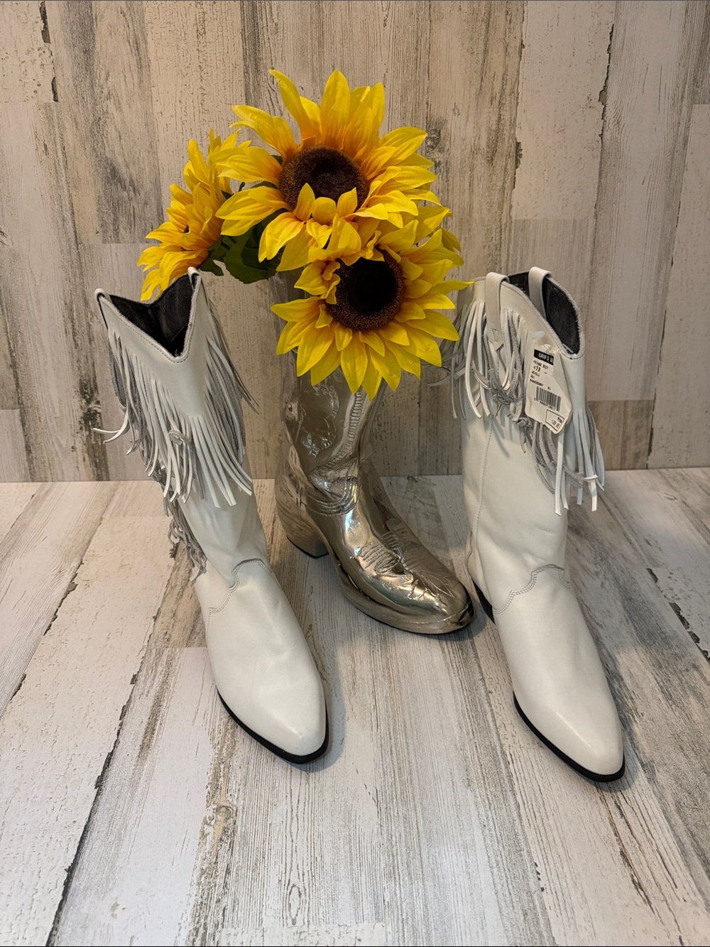 Santa Fe Boot Co. Vintage Leather White Fringe Pull On Boots 7.5